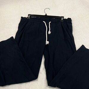 Women’s Roxy black  beachy linen pants  with Drawstring